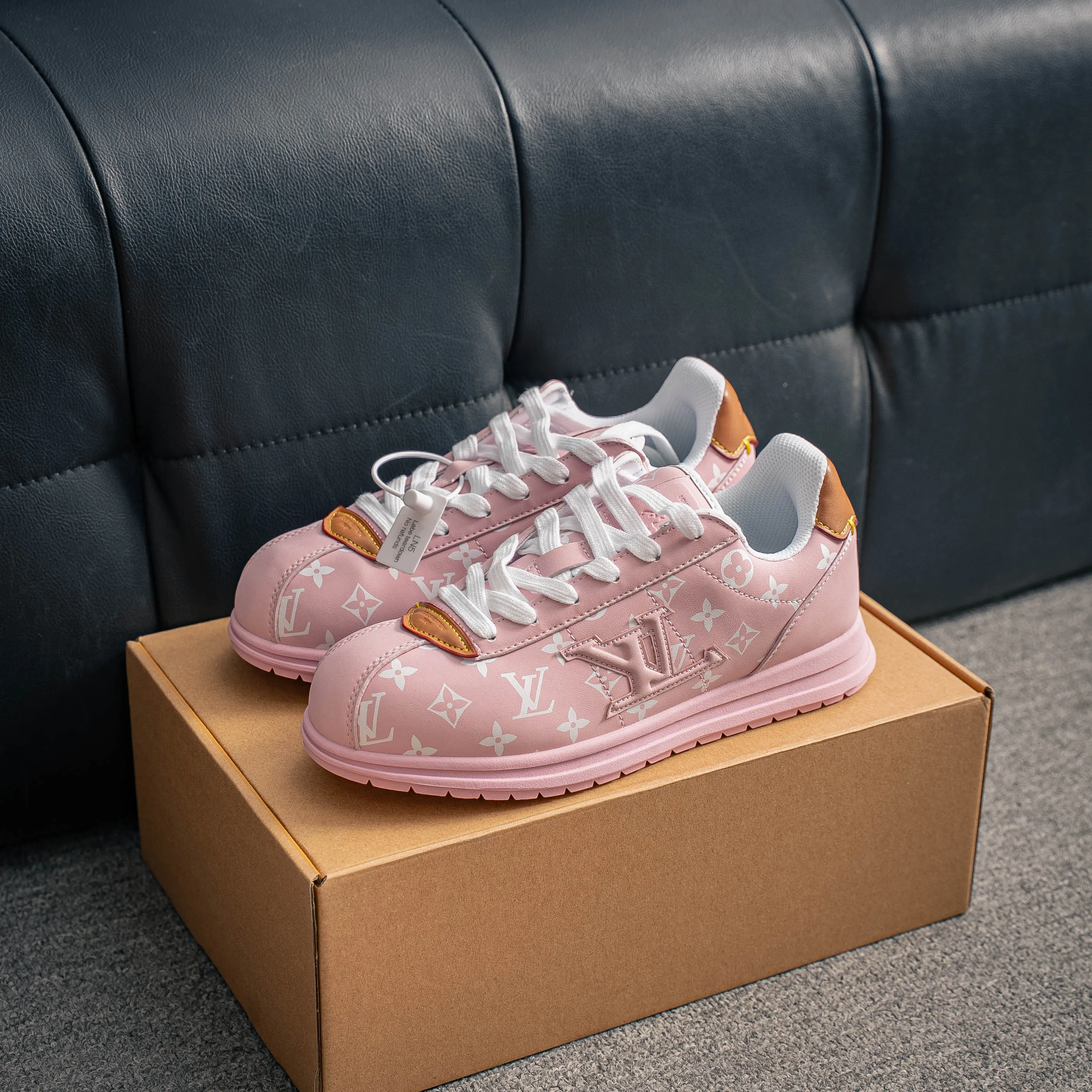 # LOUIS VUITTON x Nigo lv Buttersoft Cowhide Leather FW 25 Lace-Up Low-Top Shoes Same Style